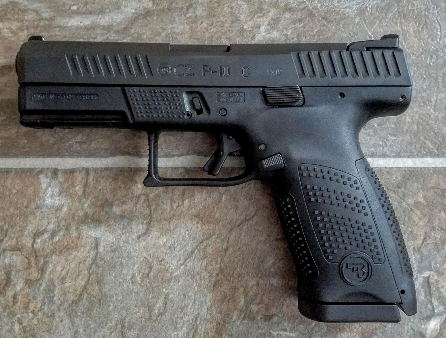 Does Cz P10c Have A Safety